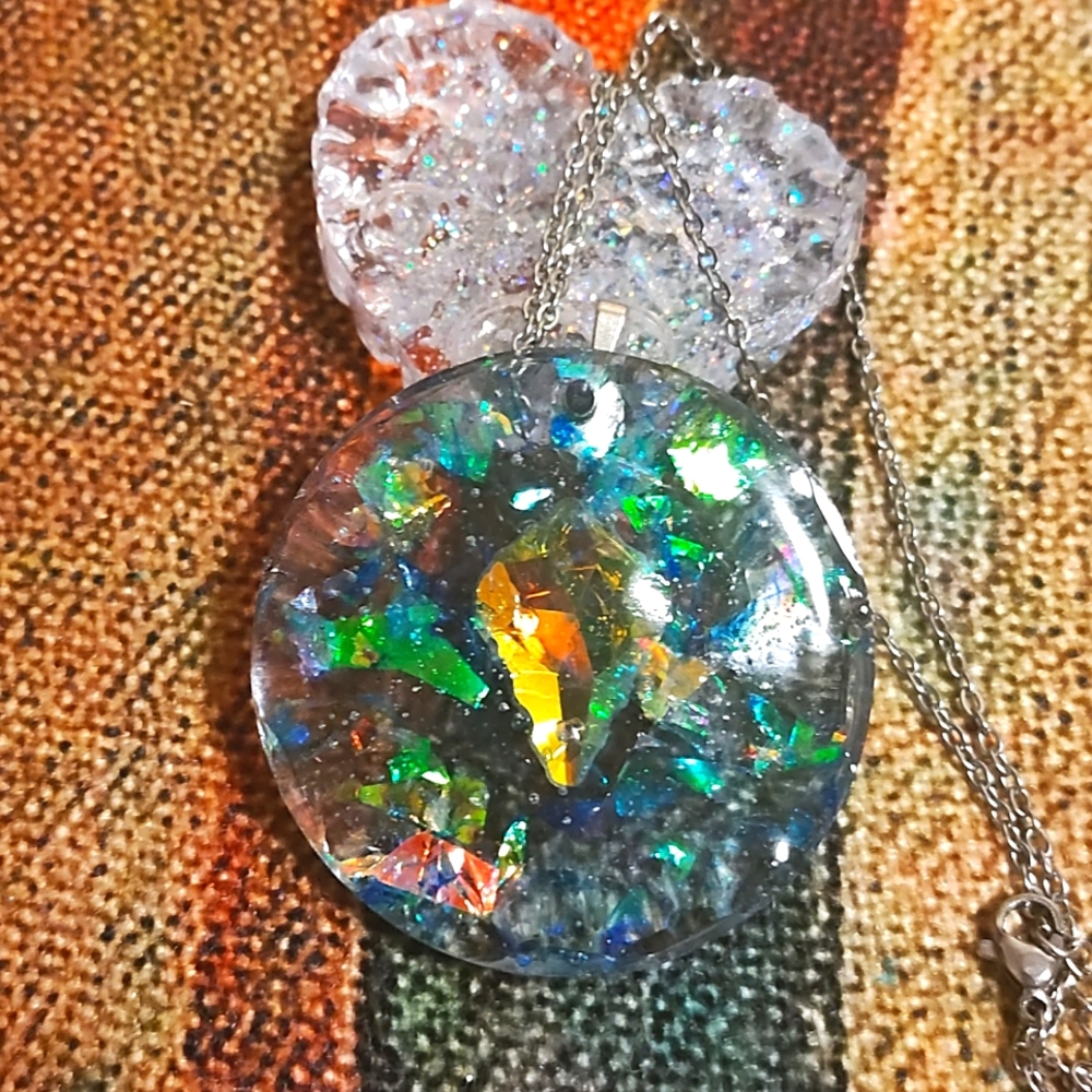 A medium holographic pendant